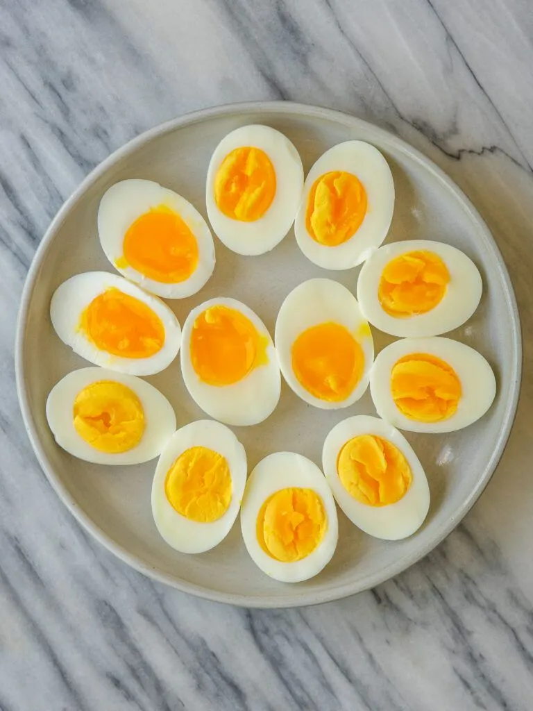 Easy Peel Hard Boiled Eggs Recipe