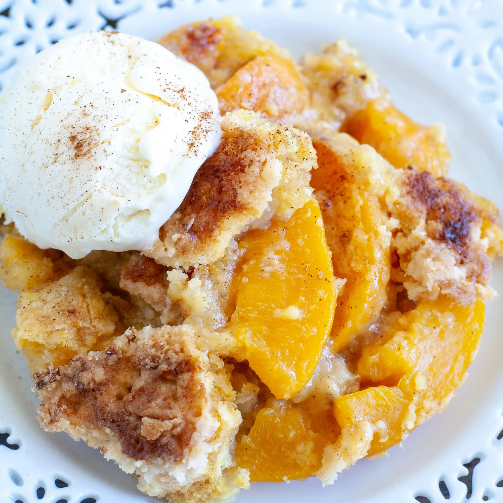 peach-cobbler-with-cake-mix-square