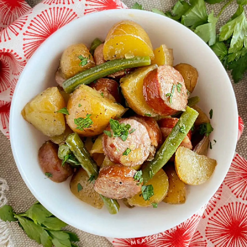 slow-cooker-sausage-and-potatoes-square-1024x1024